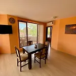 Cozy - St6 Apartament Primorsko